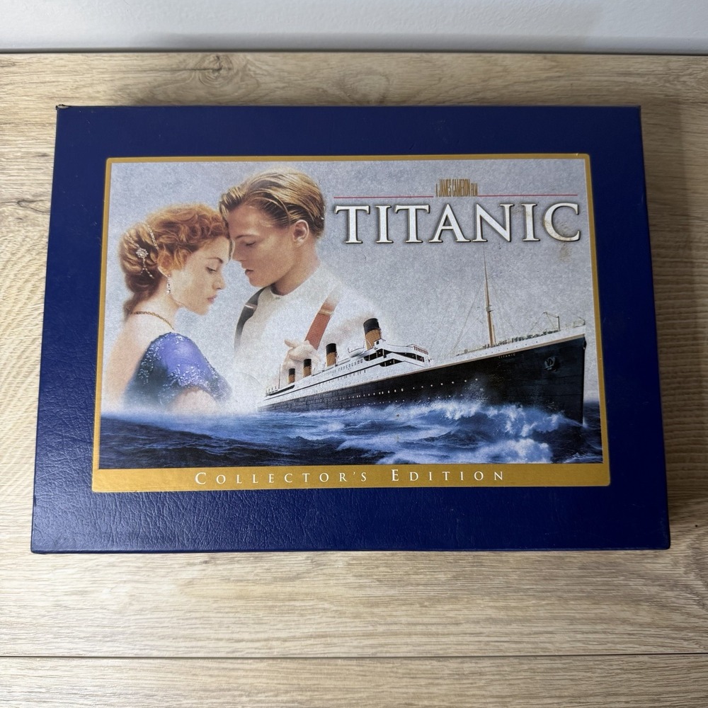 Titanic VHS Collector's Edition Box Set THX Blue Box Leonardo DiCaprio‎ Kate W